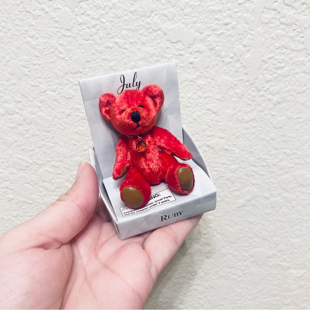 Vtg Russ Berrie mini bear birthday month July Ruby birthstone nib 3”